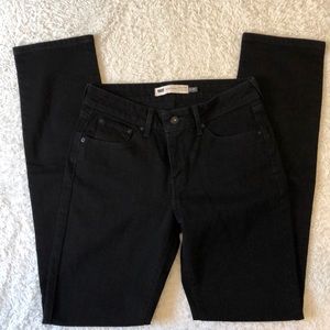 Levi’s Demi Curve Classic Rise